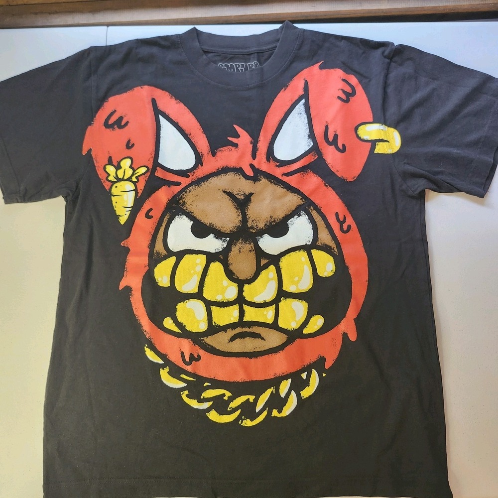Black Empyre T-shirt Red Rabbit Logo Men's Medium with small imperfection.